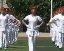 洪湖舞之恋藏族健身操 民族广场舞健身操舞蹈