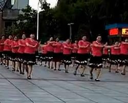 春花广场舞恰恰拉 最新最简单广场舞减肥瘦身舞