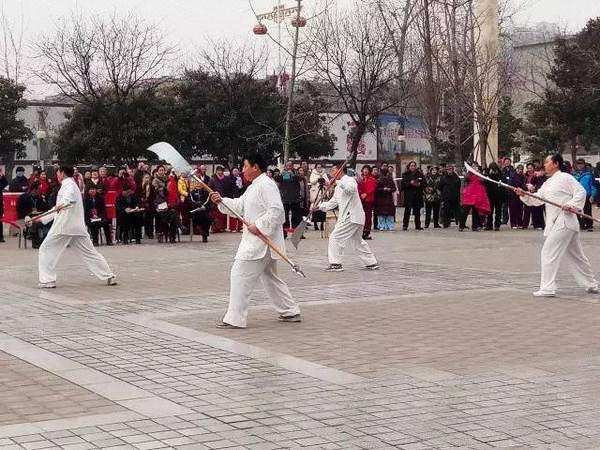 洛阳站:河南省第十三届中原武术大舞台展示活动隆重开幕