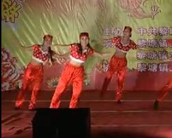 廖弟广场舞龙的传人 广场舞变队形表演