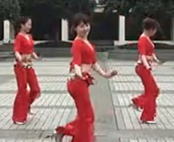 周思萍广场舞系列 印度舞曲三毛提供 摄像制作大人