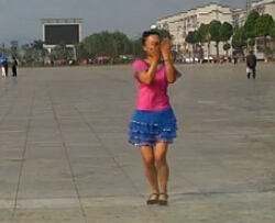 沅陵紫玫瑰广场舞瑶歌一唱亲上亲 热门广场舞视频舞曲