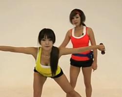 哑铃俯身侧平举 韩国郑多燕减肥健身操 35个身体训练动作