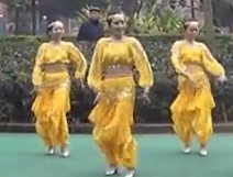 周思萍广场舞印度舞路卡哈