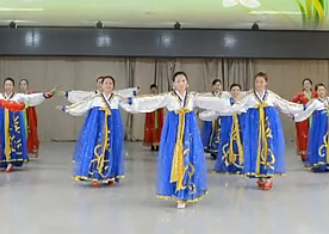 朝鲜族舞蹈动听 贺月秋最新广场舞教学 优美动人的舞蹈