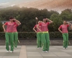 茉莉广场舞别说感情累 原创12人变队形广场舞表演
