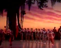 《舞蹈世界》 20141028 红色娘子军首演50周年