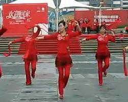 漓江飞舞广场舞鼓动天地 新年欢快喜庆广场舞 简单易学广场舞