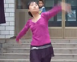 郭村广场舞排舞 大声唱 中老年广场舞视频