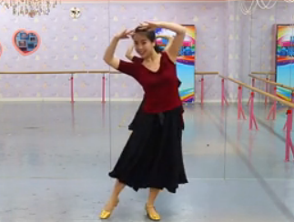 糖豆广场舞编舞课堂 维吾尔族舞蹈 新疆舞欢快喜庆情绪的舞蹈动作