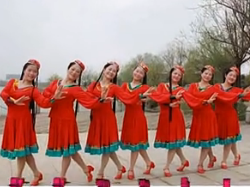 阿中中广场舞《我爱的人儿在新疆》徒手舞 我爱的人儿在新疆梅梅翠翠舞蹈队正面演示