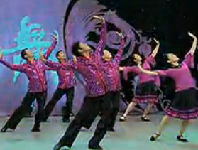 杨艺广场舞爱在西藏正面演示 爱在西藏广场舞舞蹈视频