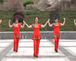 重庆冰彩广场舞爱情当游戏 最新超清广场舞视频 简单易学广场舞