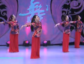 杨艺王梅广场舞千秋舞蹈舞曲 2015年最新广场舞