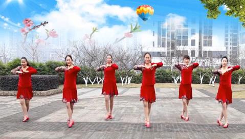 重庆叶子广场舞天边的故乡正反面含教学 韩冰《天边的故乡》歌词
