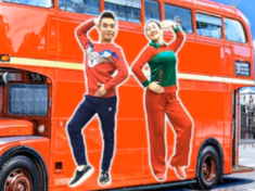 廖弟广场舞红色大巴车正面背面演示教学 活泼欢快的中老年广场舞