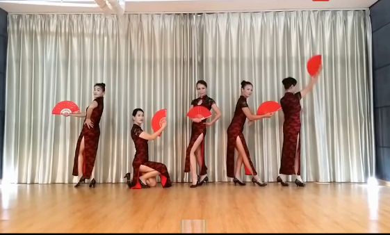三亚冬梅广场舞 招待舞蹈视频 分解教学爵士扇子舞