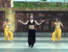 王子广场舞不怕不怕De ce vrei sa plci 含分解 简单易学的印度舞