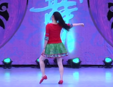 火红的妹妹悠然广场舞背面舞蹈视频 大方好看的中老年广场舞