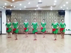 喀秋莎广场舞天上西藏 演示视频