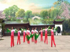 红粉雨广场舞 学府花园广场舞 正面演示变队形扇舞