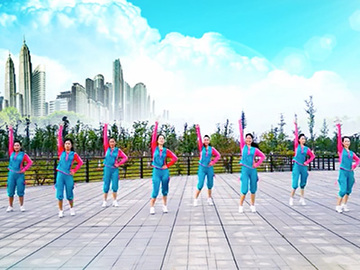 江西玲珑飞雨广场舞你是自己的太阳 原创韵律健身舞团队演示