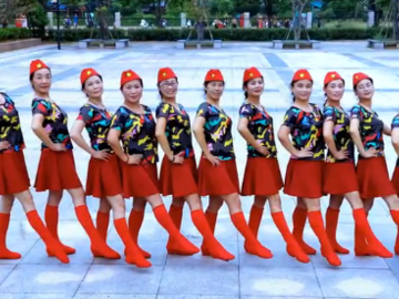 格桑拉广场舞 万年雅风舞蹈队 水兵舞12人变队形演示