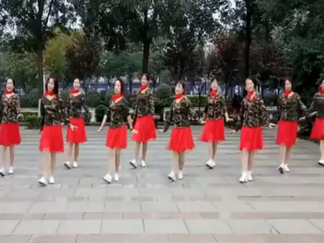 青庆的广场舞《QQ恋》分解教学视频