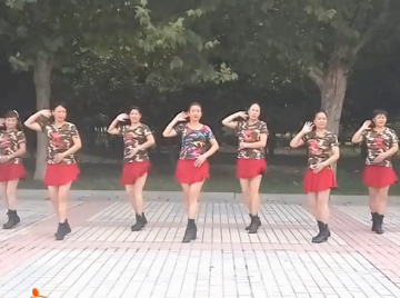 河南华姐的32步水兵广场舞《今夜的你又在和谁约会》教学视频