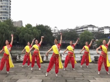西湖莉莉的印度风格广场舞《一起跳舞》教学视频