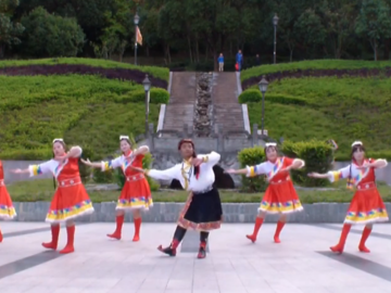 云南立铭的藏族广场舞《康定情人》教学视频