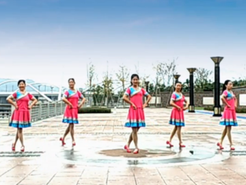 燕语芳菲的广场舞《大情歌》分解教学视频