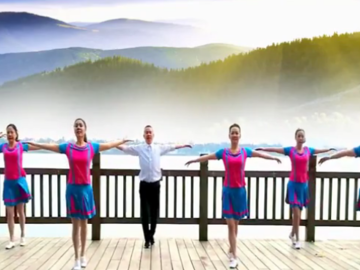 湖北乐乐的健身广场舞《传递正能量》教学视频