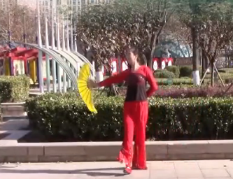 月梅的扇子广场舞《杨梅红了》教学视频