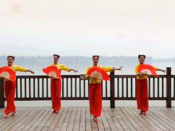 湖北乐乐的扇子广场舞《红红的日子》教学视频