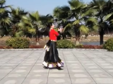 江西曼曼的广场舞《天边》视频