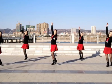 开心飞扬的广场舞《在北京》教学视频