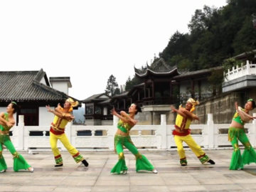 凤凰六哥的傣族中三广场舞《缅桂花开》教学视频