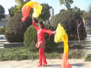 严婉儿的扇子广场舞《中国歌最美》教学视频