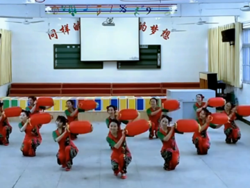 世外桃源的灯笼广场舞《火火的中国风》教学视频