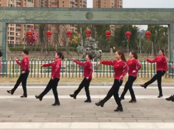 尚舞云儿的广场舞《新年大吉》教学视频