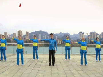 廖弟的健身广场舞《一起红火火》教学视频