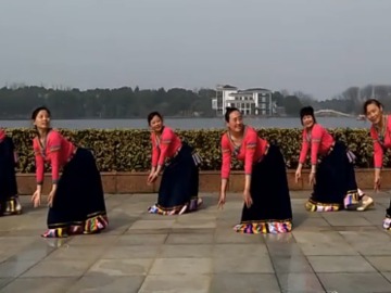 安庆轻翎的藏族广场舞《泊岸》教学视频