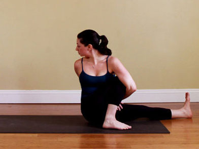 瘦小腿非常有效的瑜伽秘诀 9个动作塑造美腿