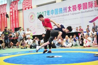 扬州太极拳国际邀请赛开幕 全国太极拳高手“扬城论剑”