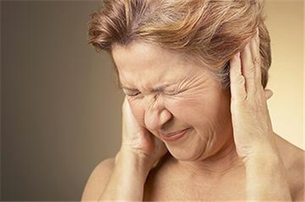 老年性耳鸣的原因是什么?治疗老年性耳鸣的偏方