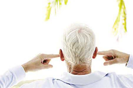 老年性耳鸣的原因是什么?治疗老年性耳鸣的偏方