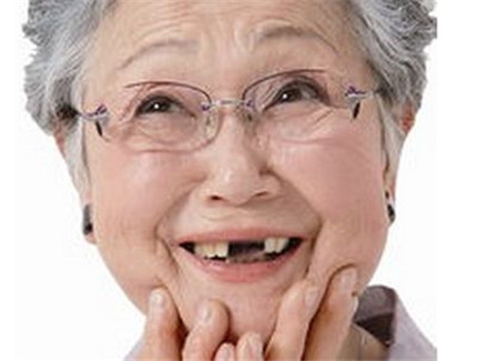 中老年牙齿松动要拔掉吗?怎么预防老年牙齿松动?