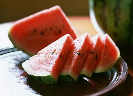 西瓜减肥法 让你清凉一夏越吃越瘦
