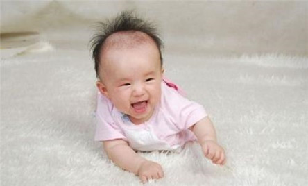 婴儿头发稀少的原因?婴儿头发稀少怎么办?
